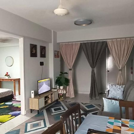 M.Fr Homestay Pangsapuri Putra Damai ปุตราจายา ภายนอก รูปภาพ