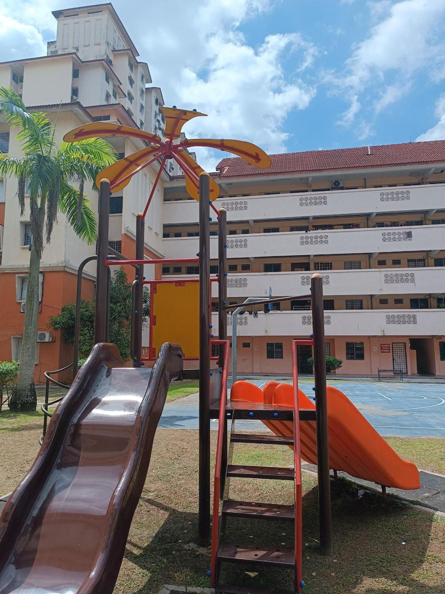 M.Fr Homestay Pangsapuri Putra Damai ปุตราจายา ภายนอก รูปภาพ
